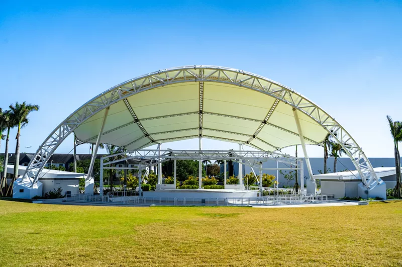 Image: Image of an amphitheatre during the day.