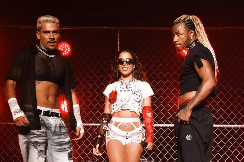 Image: Anitta and her dancers on stage at the Fillmore Miami Beach