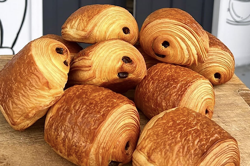 Image: multiple croissants