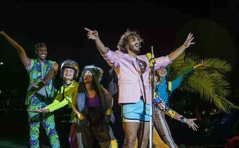 Image: Caraboom Drenches Audiences with a Ton of Pizzazz