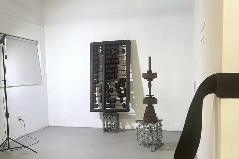 Image: Installation view Christopher Carter's "Tethered Visions, Released Codes" exhibition at Edge Zone