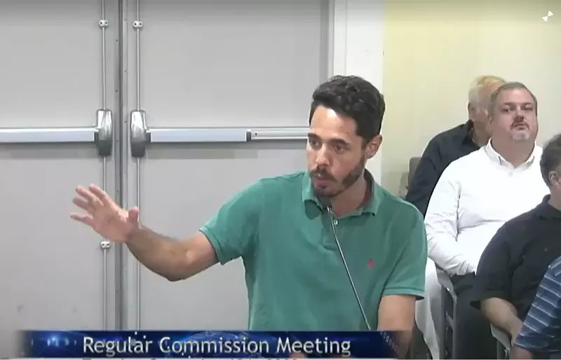 Image: David Rodan speaks during a September 2023 Surfside town meeting.