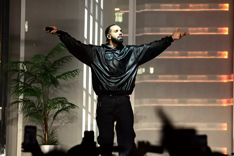 Image: Drake is going on tour with 21 Savage.