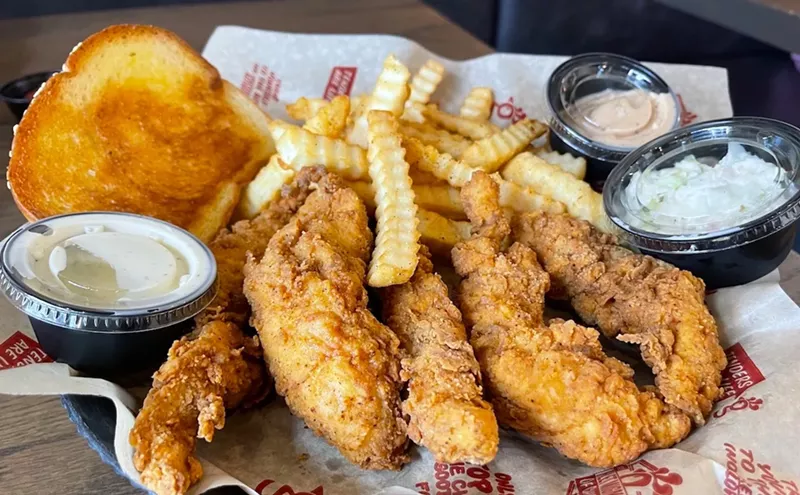 Image: Palmetto Bay Huey Magoo's Brings Popular Tender Chain to Miami