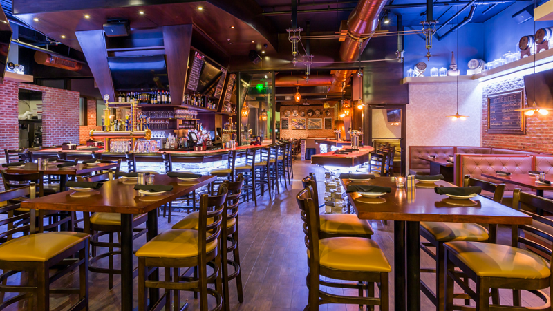 Image: The dining room at Batch Gastropub Miami.