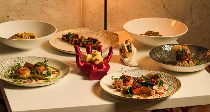 Image: dishes on a table