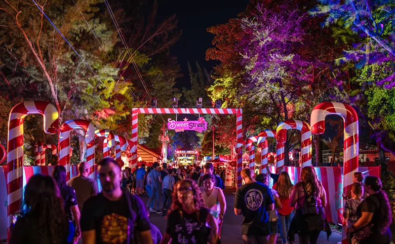 Image: Ho, Ho, No! Traffic Chaos Extinguished Holiday Spirit at Christmas Wonderland's Opening Night