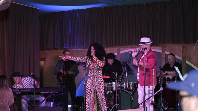 The band onstage at Hoy Como Ayer