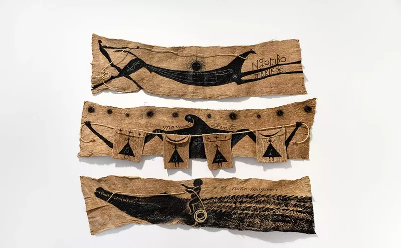 Image: José Bedia Explores Tribal Religions in "Simetria Natural"