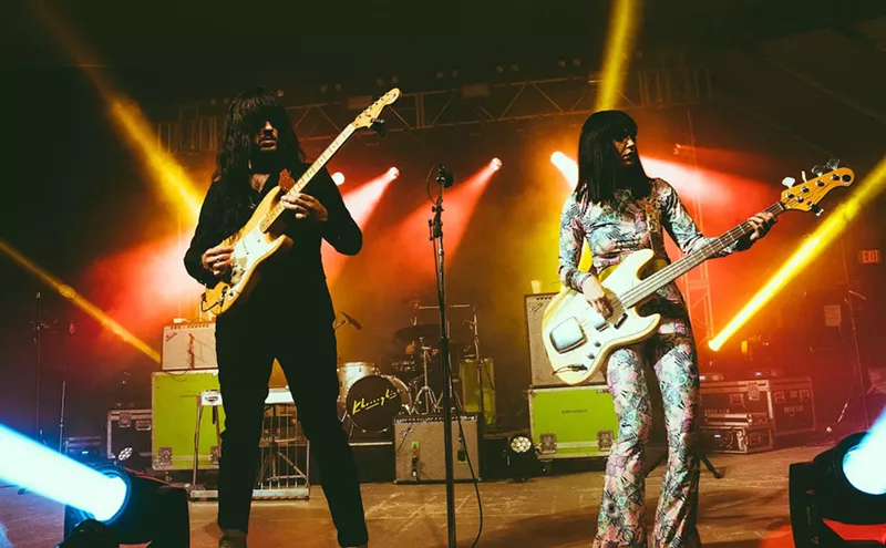 Image: Khruangbin’s Laura Lee Knows How to Bring People Together
