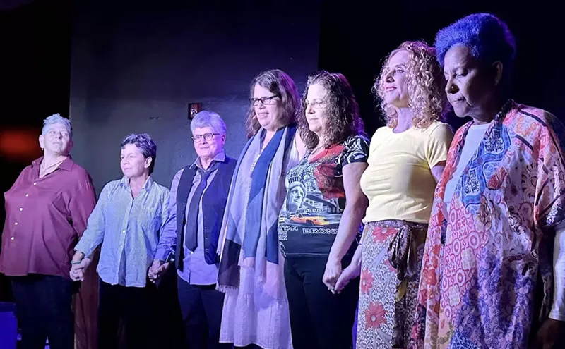 Image: Lesbian Thespians Bring Together Queer Women for Shower Songs