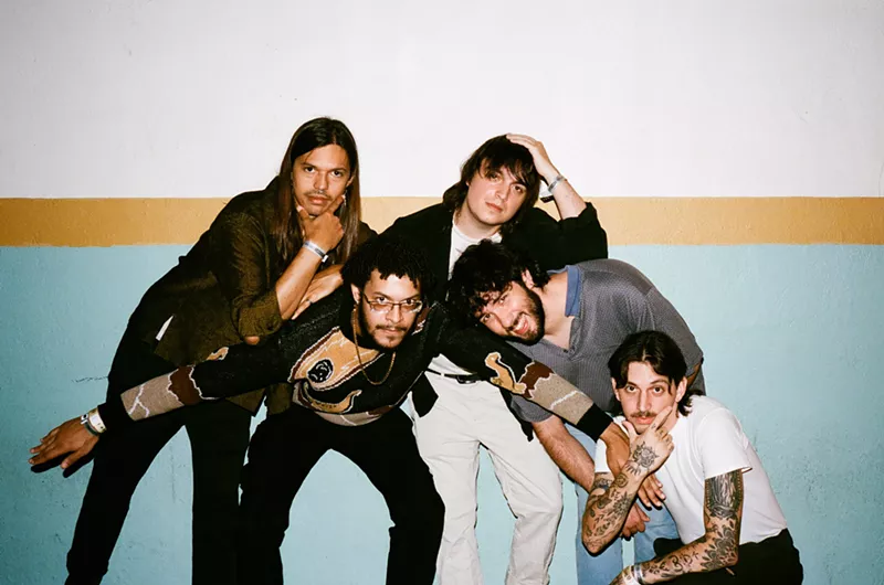 Image: Portrait of the members of Mustard Service