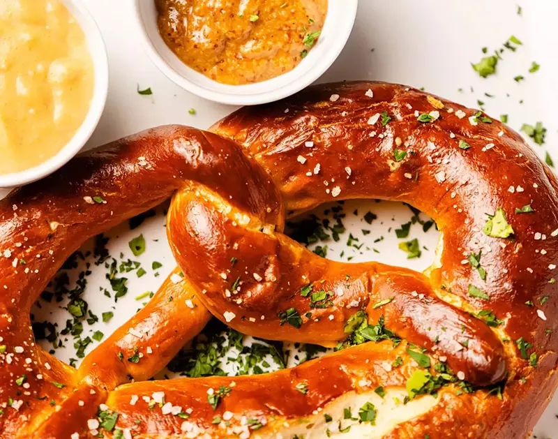 Image: pretzel and cheese dip