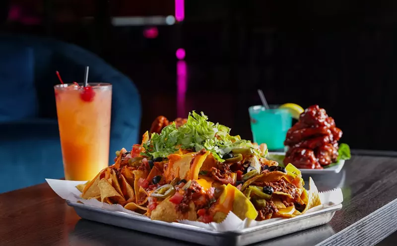 Image: Restaurant Openings: Las Viñas BBQ, Motek Aventura, Off the Wall Gamezone