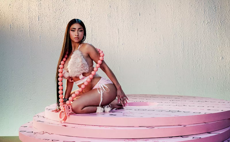 Image: Paloma Mami Talks Códigos de Muñeka