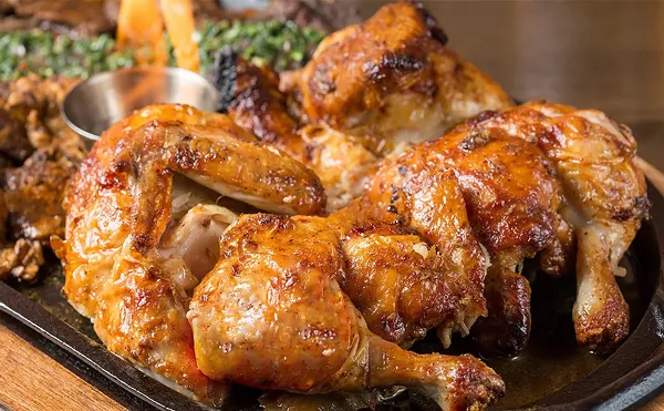 Image: Pollos & Jarras