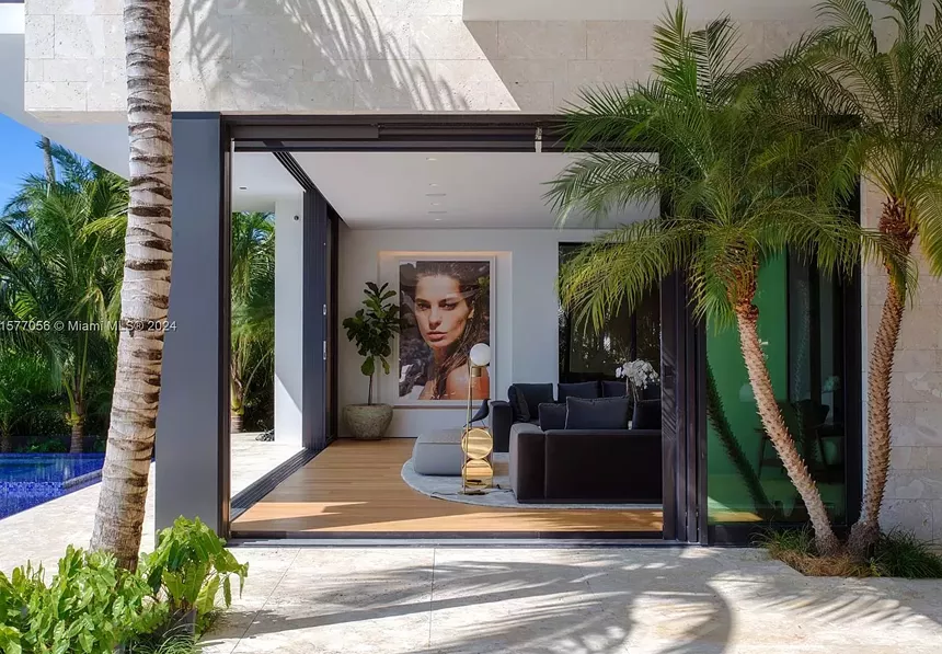 view from the patio of 428 S. Hibiscus Dr., designed by Ralph Choeff and built in 2017 on Hibiscus Island, Miami Beach