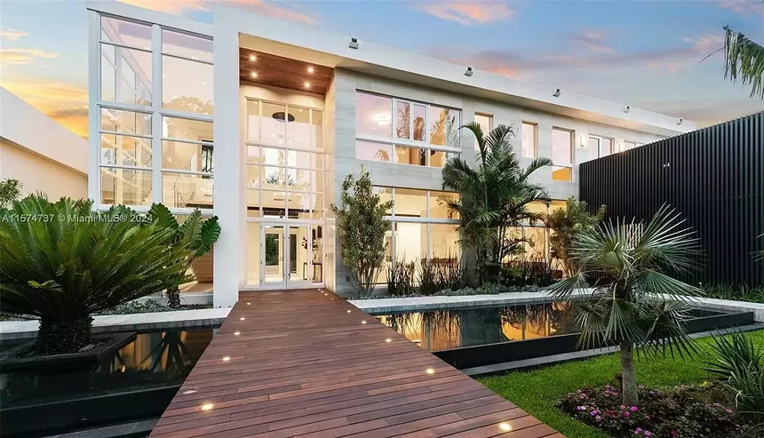 Tyler Herro's luxurious mansion