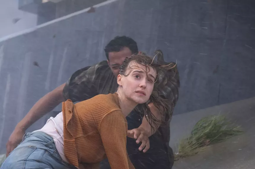 Still of Daisy Edgar-Jones and Daryl McCormack in Twisters