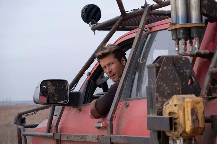 Still of Glen Powell in Twisters