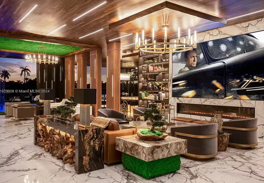 Interior of $48 million mansion in Fort Lauderdale