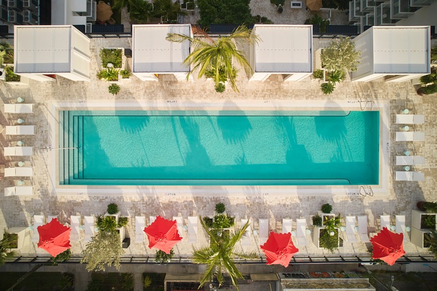 Aerial shot of Arlo Wynwood's pool deck