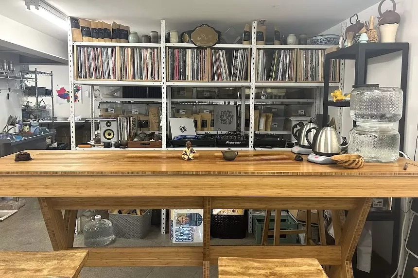 Interior of Jojo Tea