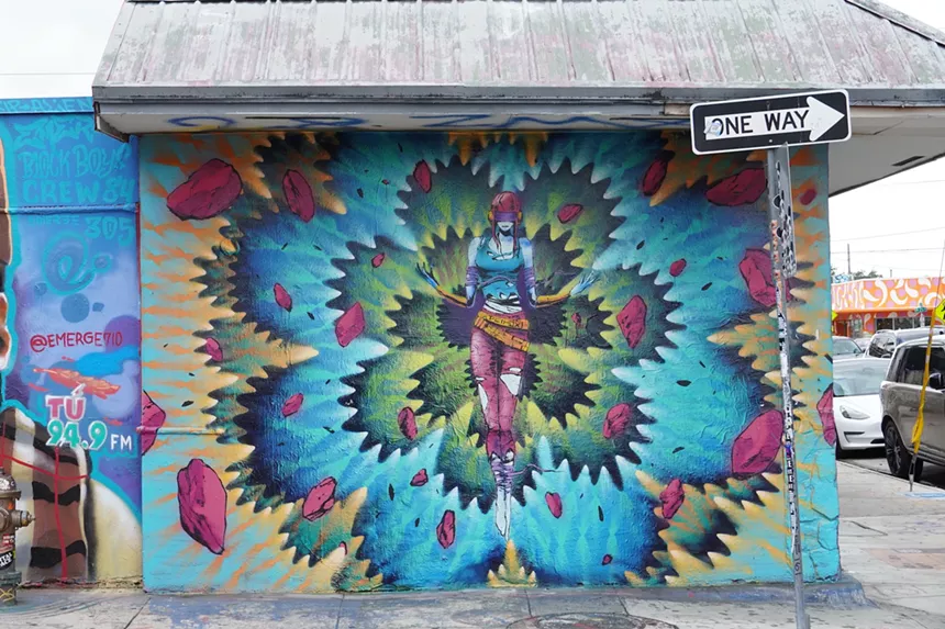 Mural by Hoxxoh and Deih in Wynwood