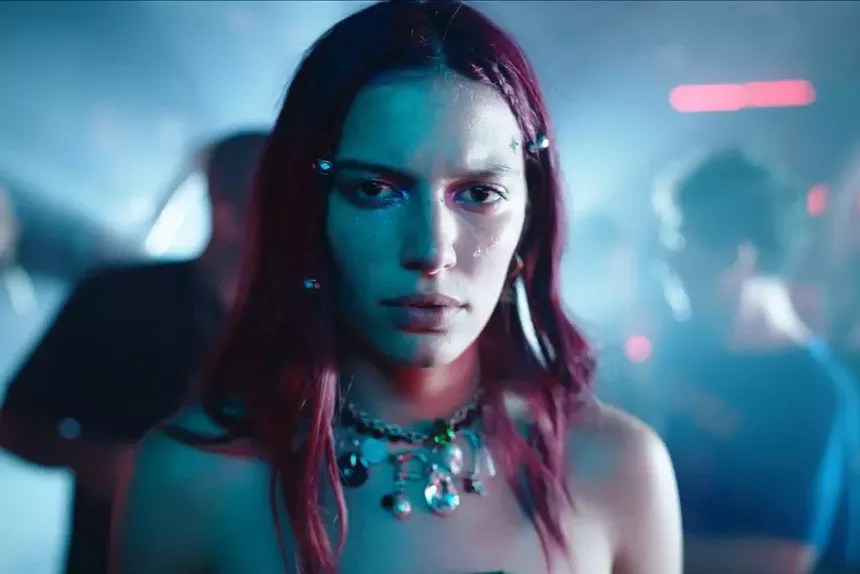 still from come closer movie