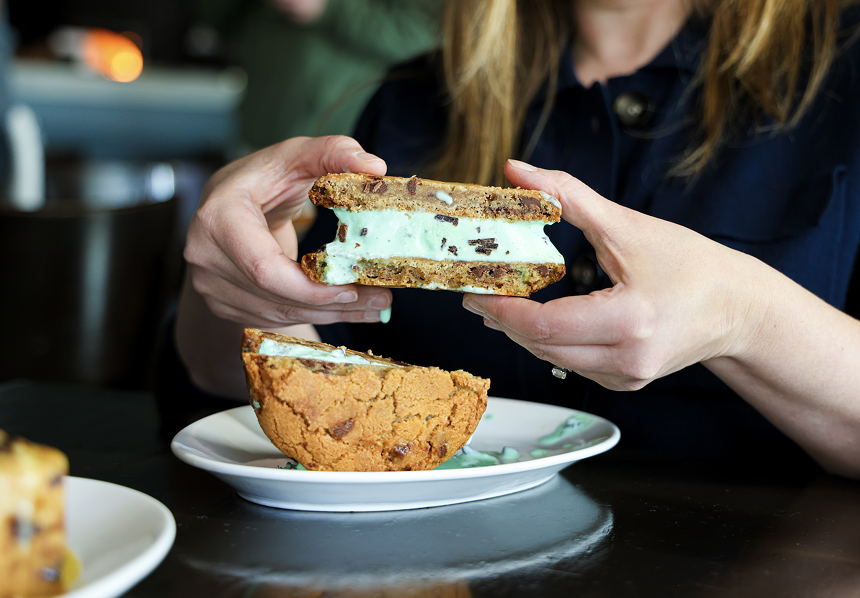 cookie sandwich