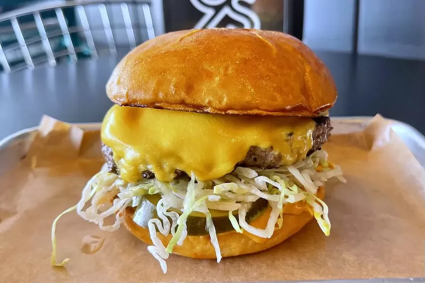 cheeseburger with coleslaw