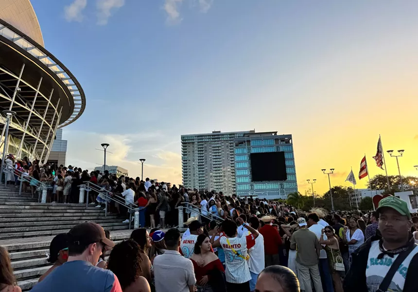 Bad Bunny fans waiting to enter the Coliseo de Puerto Rico José Miguel Agrelot.