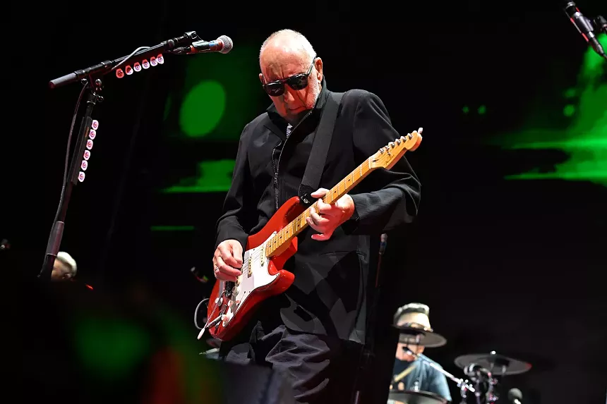 Pete Townsend playing guitar.