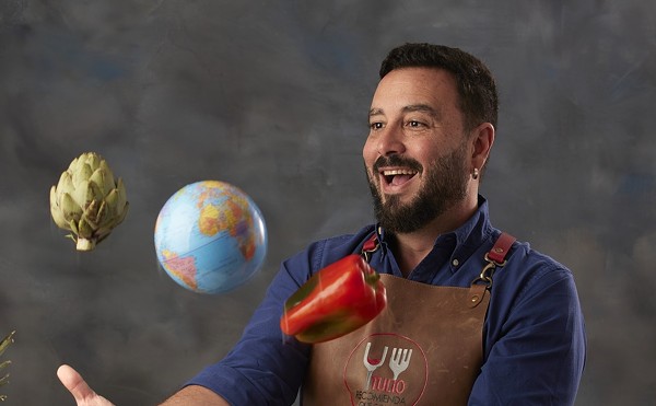 Food Influencer Tulio Recomienda Dreams of Bringing His Colombian Burger Festival to Miami