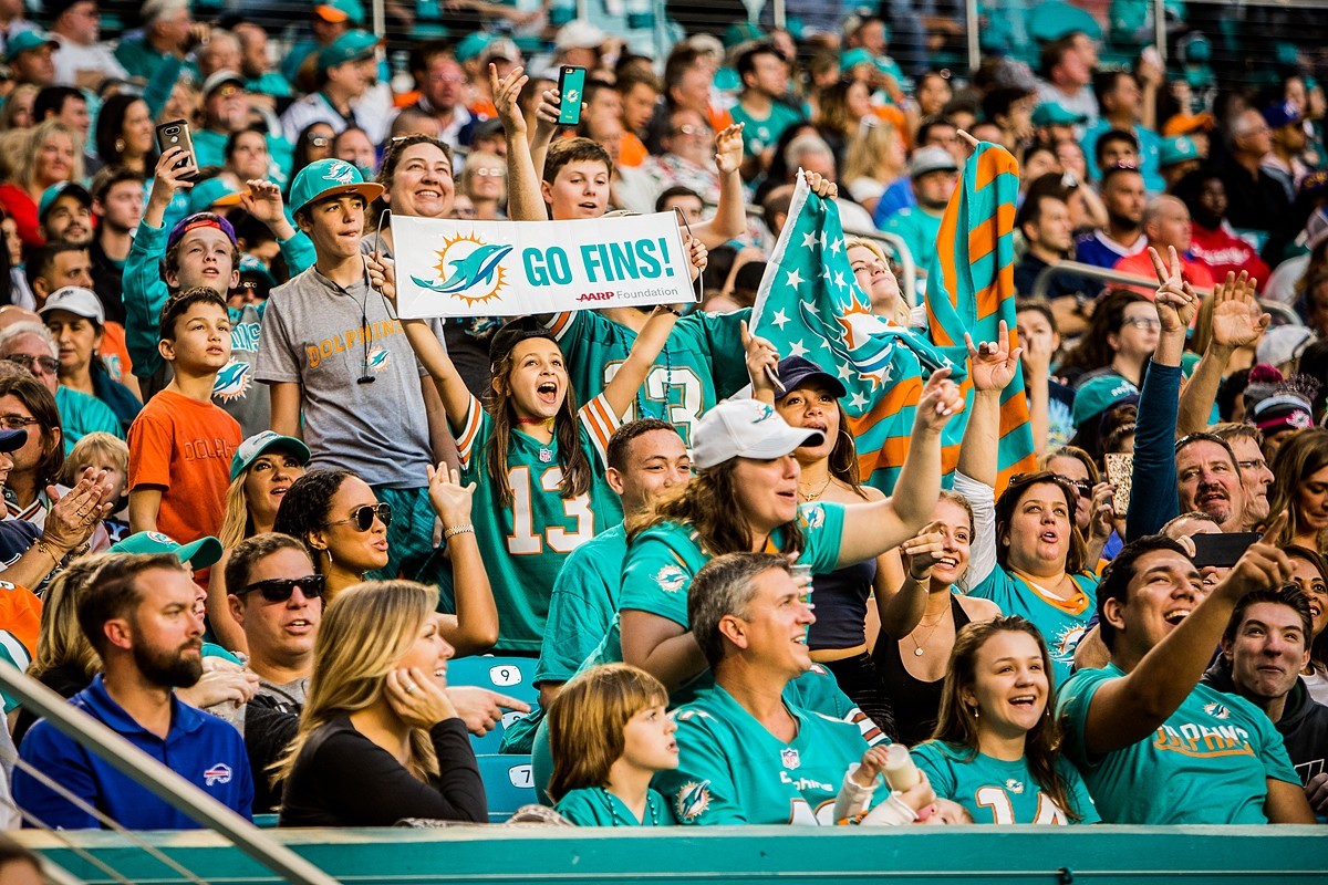 Miami Dolphins to admit 13,000 fans for NFL opener in 'risky' plan, Miami  Dolphins