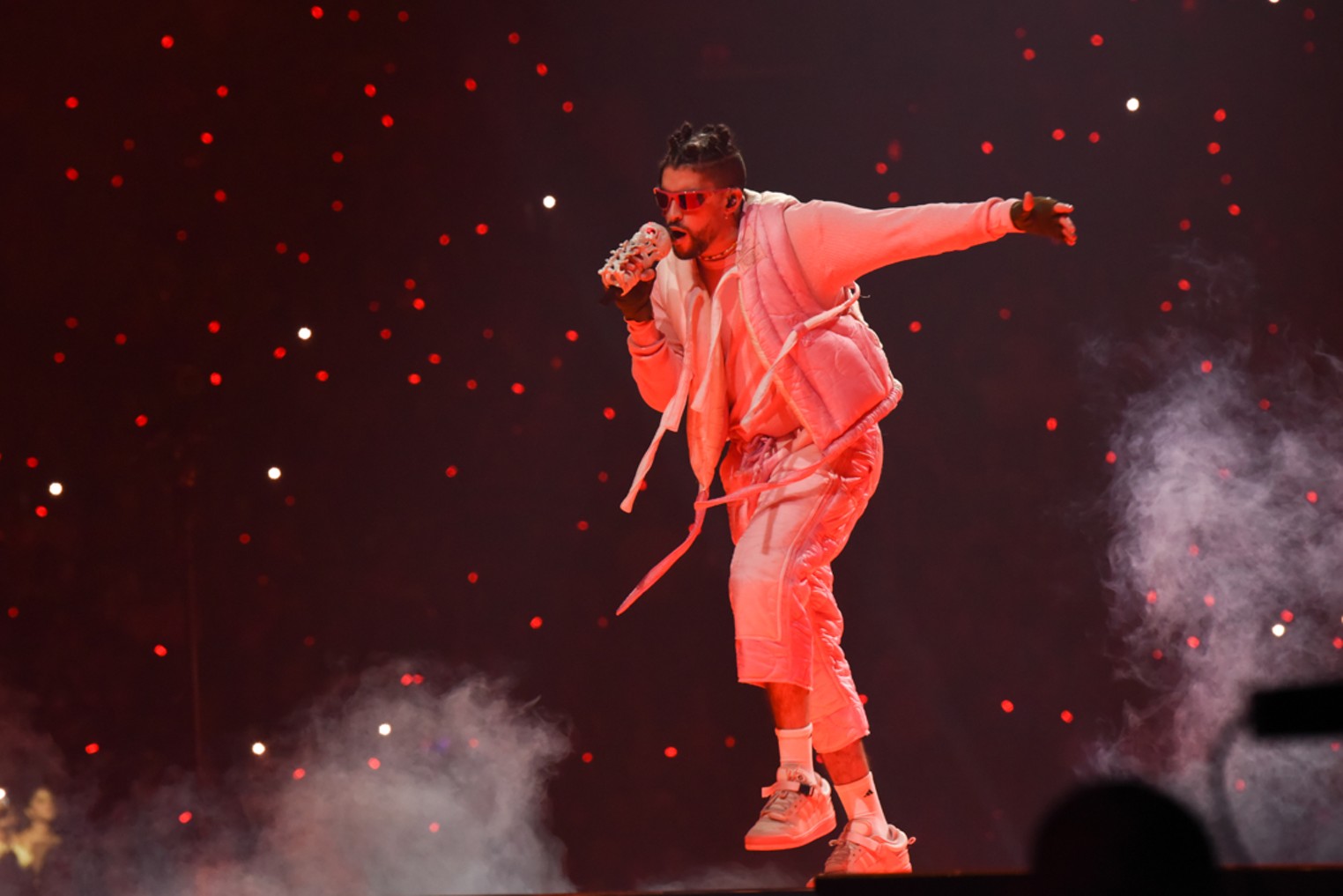 Concert Photos Bad Bunny El Ultimo Tour Del Mundo At Ftx Arena April 2 2022 Miami New Times 5659